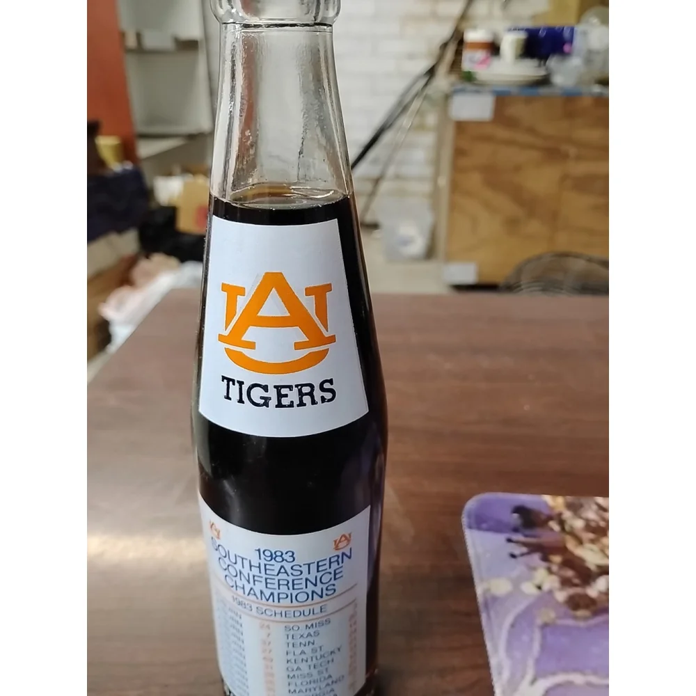 Vintage Coca Cola Auburn Tigers 1983 SEC Champions Unopened 10oz Coke Bottle